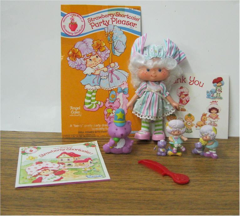 strawberry shortcake party pleaser dolls